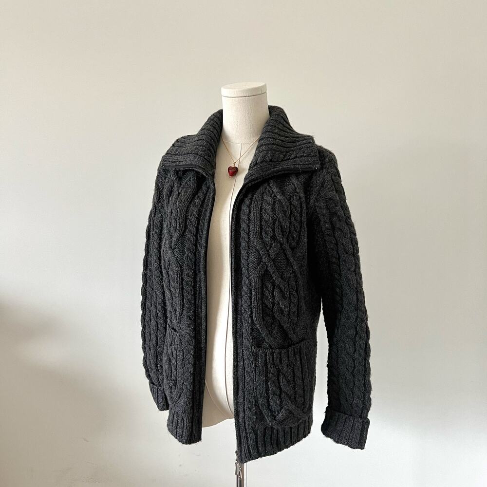 Inis Crafts 100% Merino Wool Gray Cable Knit Zip-Up Cardigan Made in Ireland